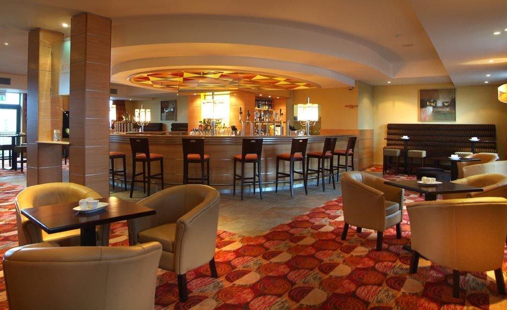 Talbot Hotel Карлоу Экстерьер фото